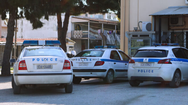 επίδειξη-δύναμης-στη-νύχτα-562467721