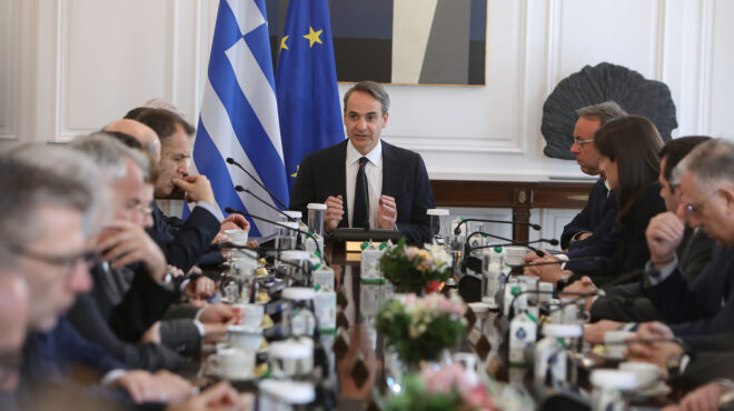 ισχυρή-αυτοδυναμία-νδ-συντριβή-συριζ-562489507