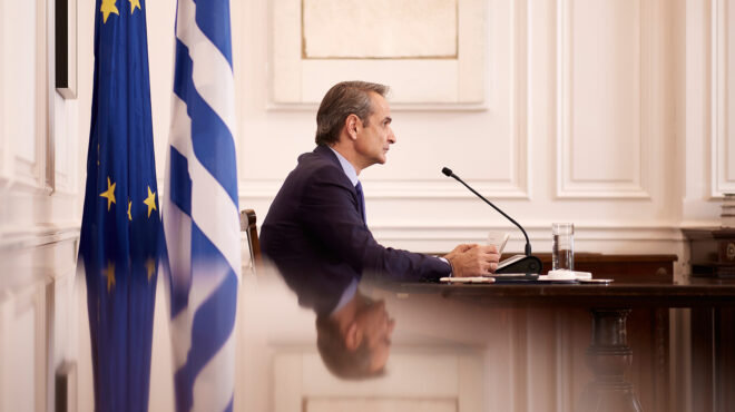 εκλογές-δύο-κουμπιά-επανεκκίνησης-562490311