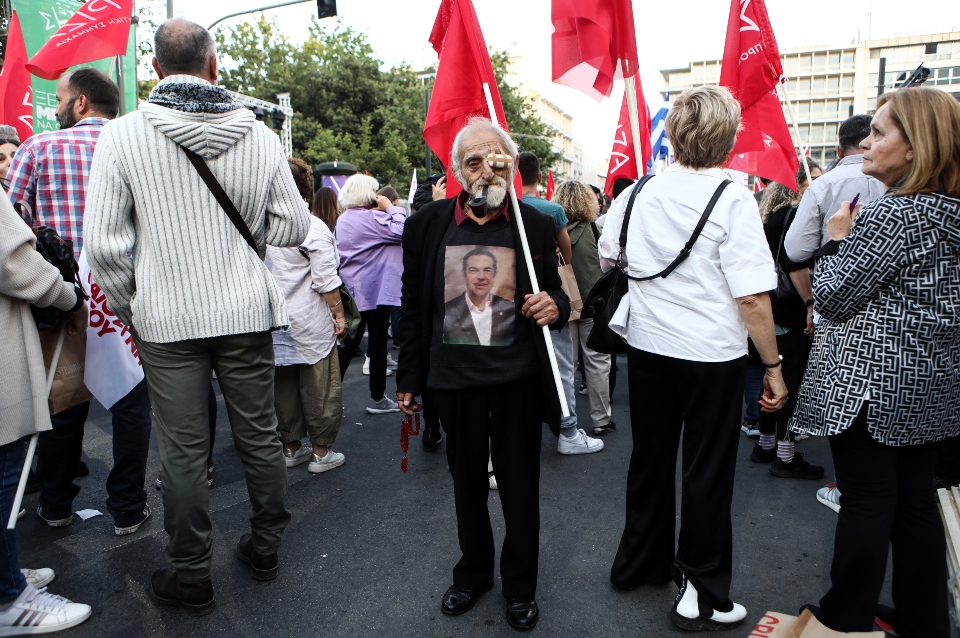 Πολιτικά «λάβαρα» από το 1897-7