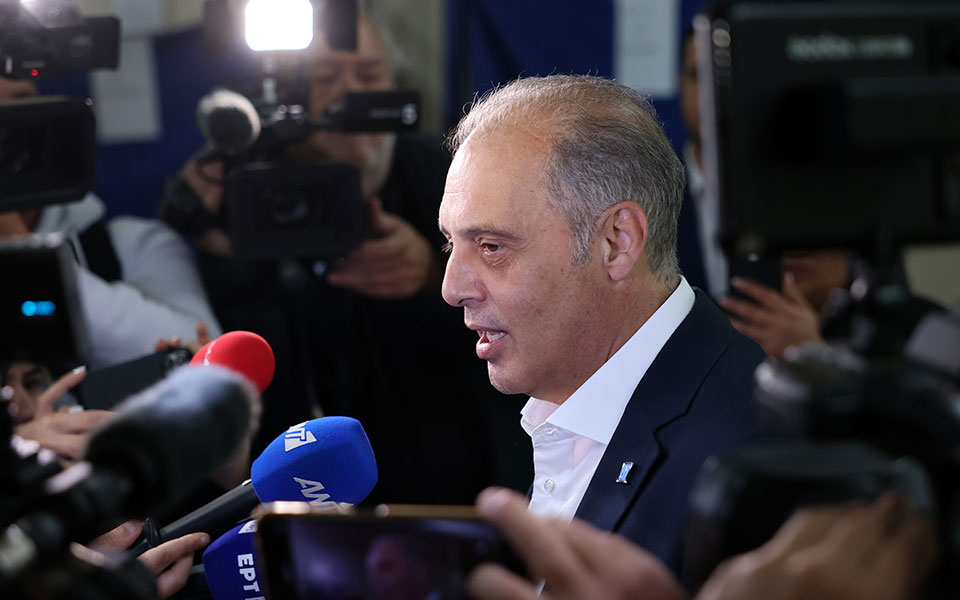 εκλογικός-γολγοθάς-για-βελόπουλο-562461568