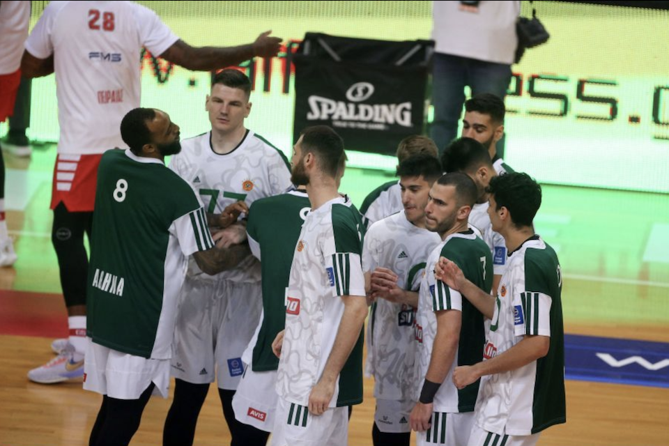 Η επόμενη μέρα για Ολυμπιακό και Παναθηναϊκό: Φιέστα οι μεν, εικόνα διάλυσης οι δε-1