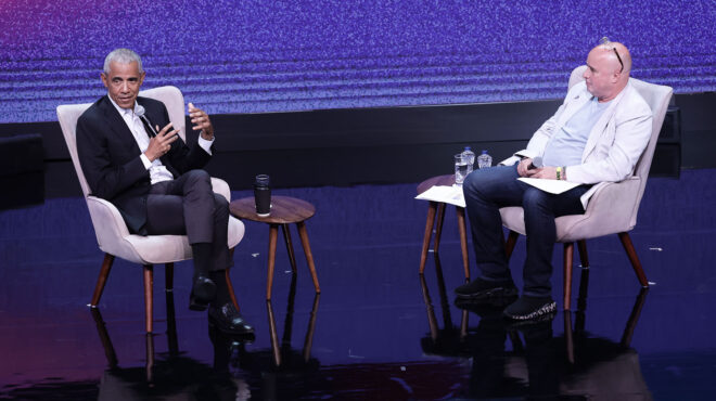 μπάρακ-ομπάμα-εγκλωβισμένη-η-δημοκρ-562485358