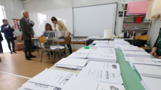 μωραίνει-κύριος-ον-βούλεται-απολέσα-562476475