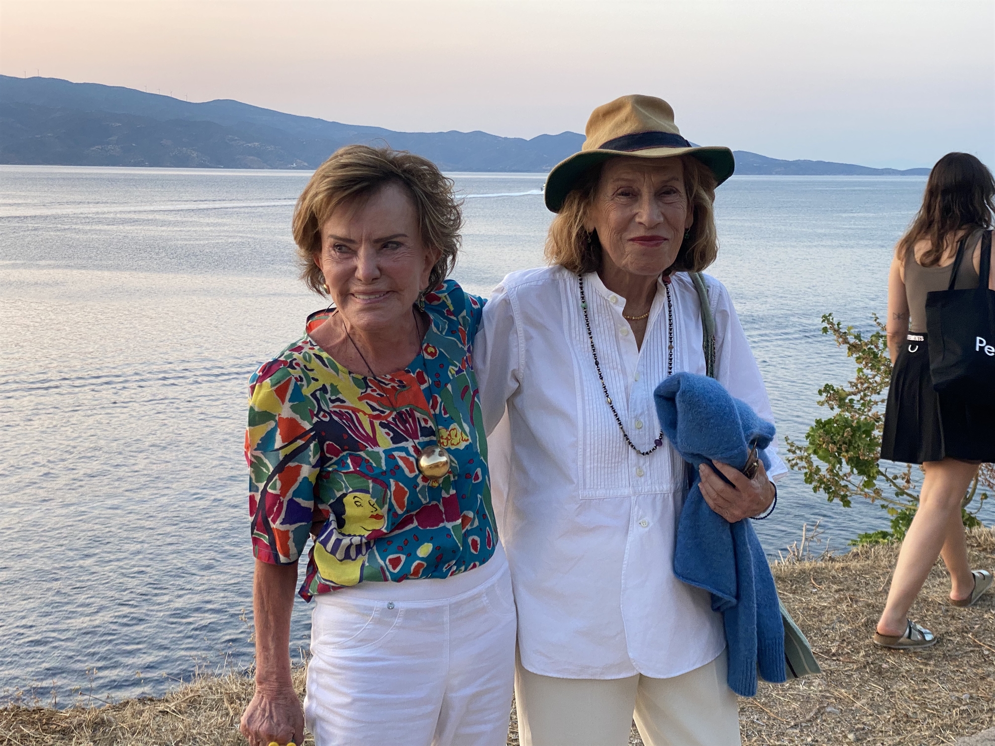 H Ελλάδα, αγαπημένη του art crowd; Τα Σφαγεία της Υδρας δείχνουν τον δρόμο-2