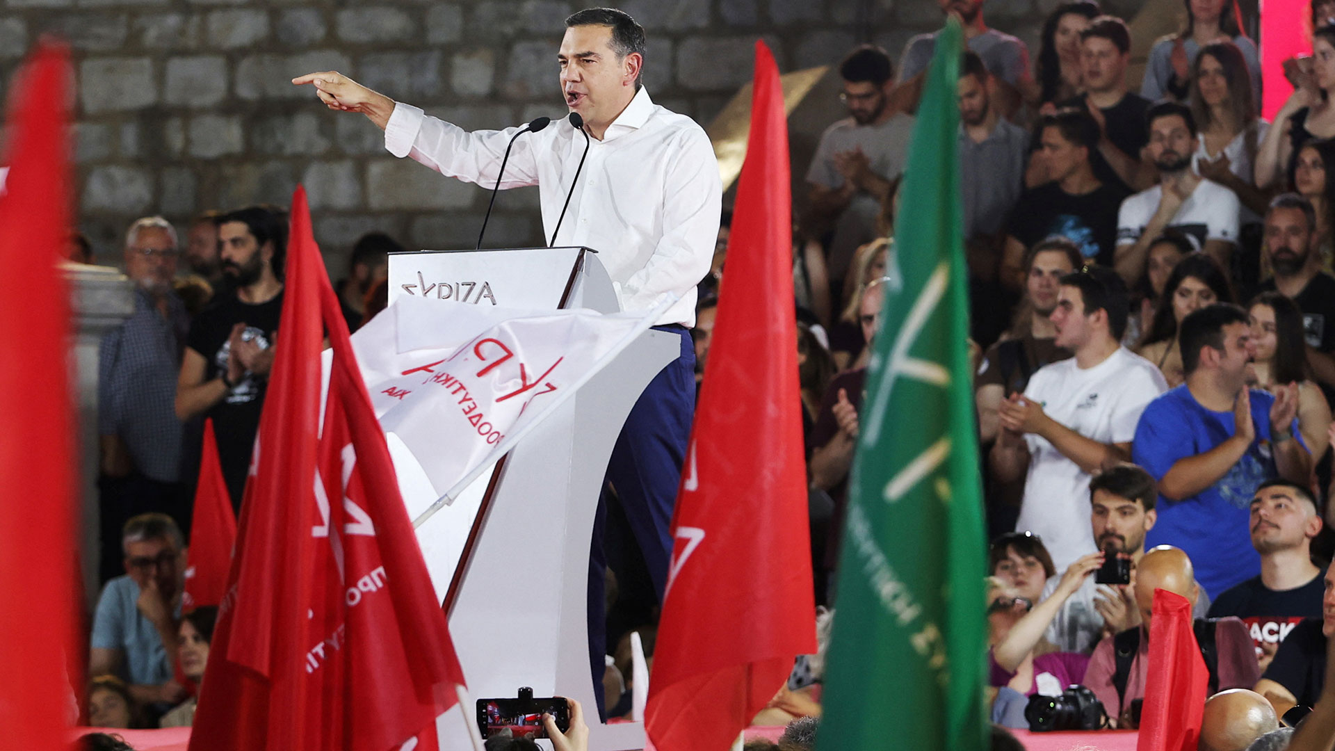 Αλέξης Τσίπρας: Τα καρέ της πολιτικής του διαδρομής-16