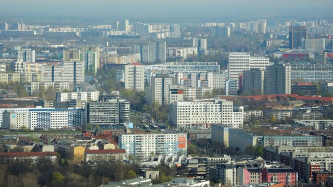 μικρή-πτώση-στις-τιμές-κατοικίας-παγκ-562467631