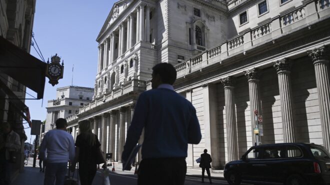 βρετανία-πάνω-από-το-100-του-αεπ-το-χρέος-γ-562469563