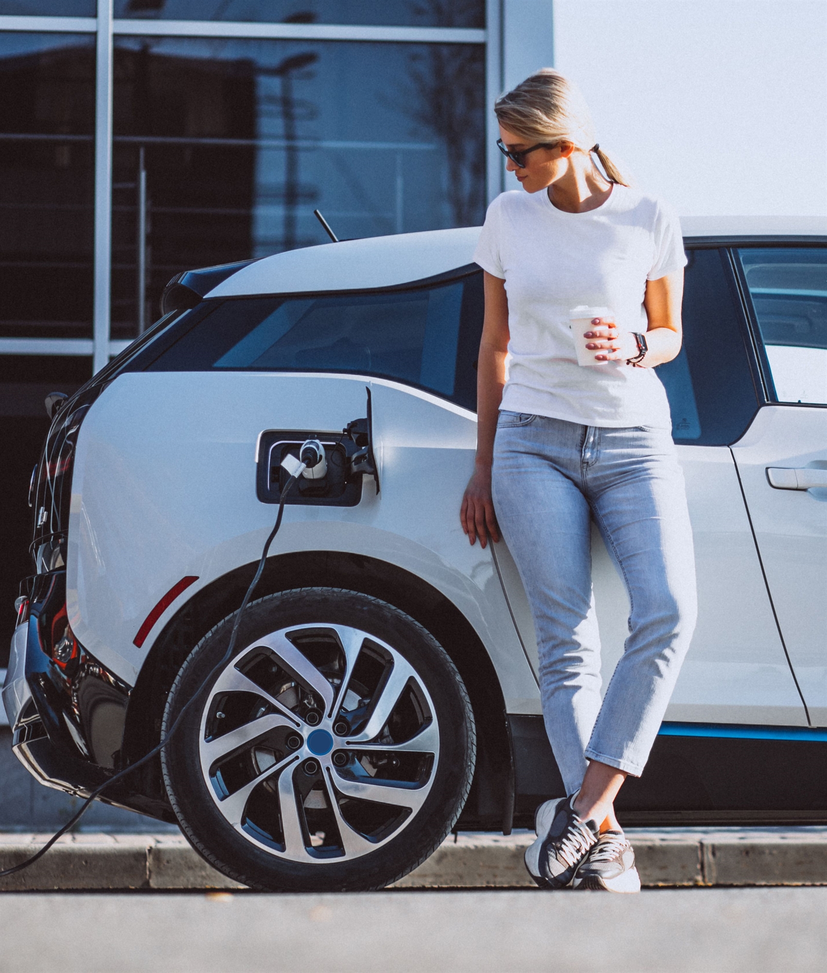 Οι Ελληνες αγοράζουν ηλεκτρικά Ι.Χ.-1