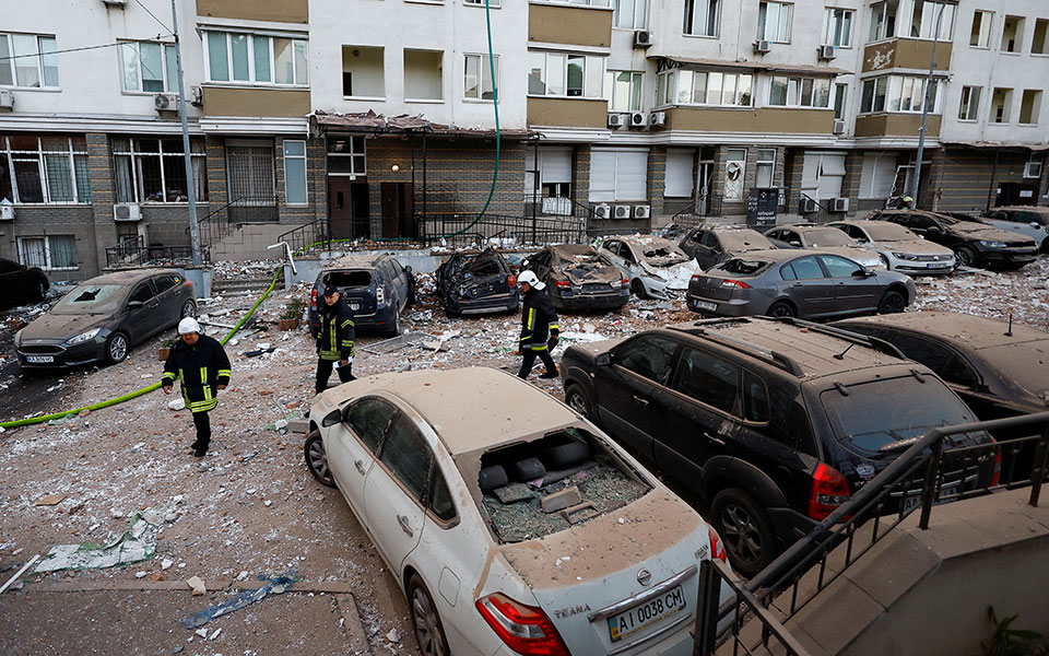 ουκρανία-κατακραυγή-για-κλειστό-κατα-562451722
