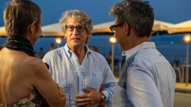 αλεξάντερ-πέιν-θέλω-να-κάνω-ταινία-στη-562482967