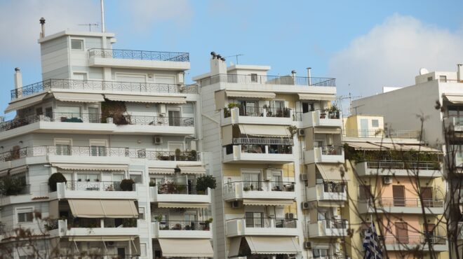 γιατί-αυξάνονται-οι-τιμές-των-κατοικι-562485157