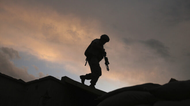 ηπα-όχι-από-εχθρικά-πυρά-αλλά-από-φαι-562466758