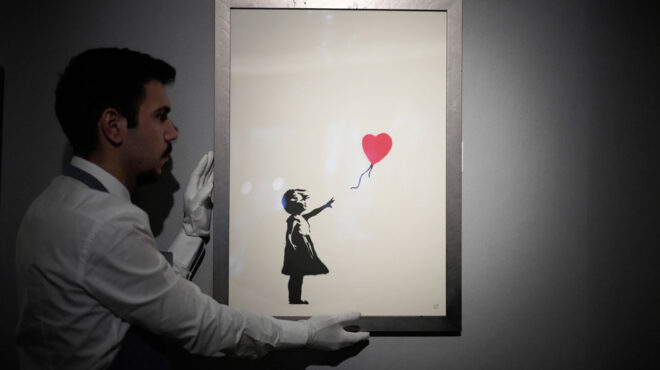 banksy-η-πρώτη-του-ατομική-έκθεση-εδώ-και-14-χρ-562472158