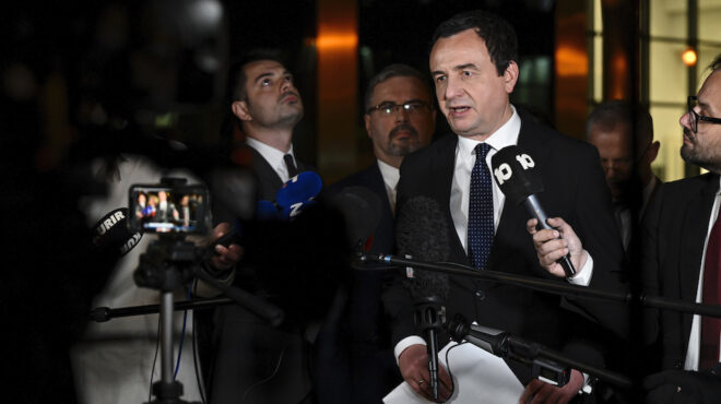 βόρειο-κόσοβο-ο-κούρτι-κάνει-πίσω-δέχε-562468753