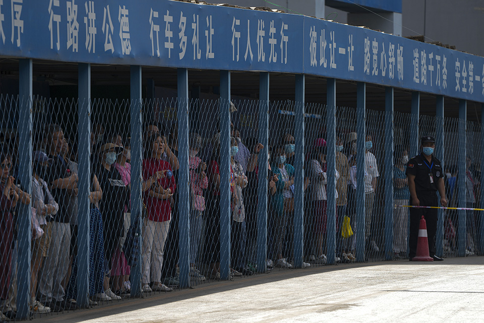 Μέχρι ενός έτους-3