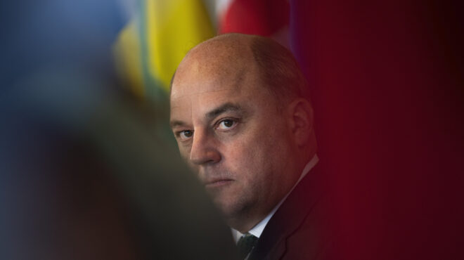 μπεν-γουάλας-δεν-θα-είναι-υποψήφιος-γι-562484047