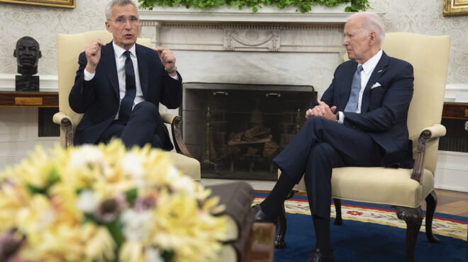 νατο-ο-μπάιντεν-ζητάει-από-τον-στόλτεν-562474864