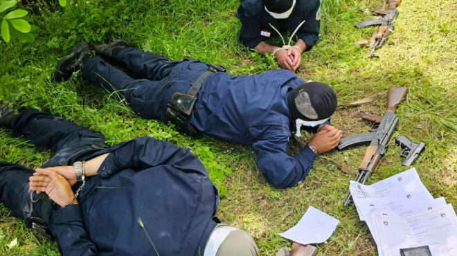 σήμα-διαλόγου-από-το-βελιγράδι-με-την-α-562492174