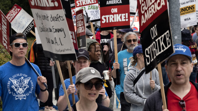 η-απεργία-των-συγγραφέων-πλήττει-την-κ-562496053