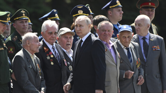 h-ρωσία-στη-δίνη-της-κρίσης-562488793