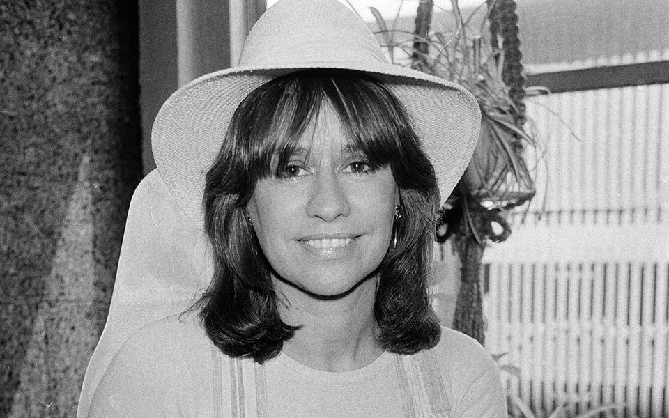 αστρουντ-ζιλμπέρτο-σίγησε-το-κορίτσ-562457671