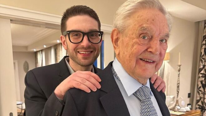 τζορτζ-σόρος-παραδίδει-τα-ηνία-της-αυτ-562465753