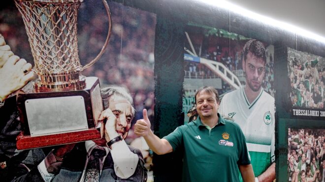 κλείνει-στον-παναθηναϊκό-ο-κώστας-σλο-562481710