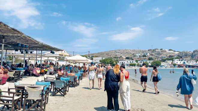 to-νησί-που-ζει-για-έξι-ώρες-562477360