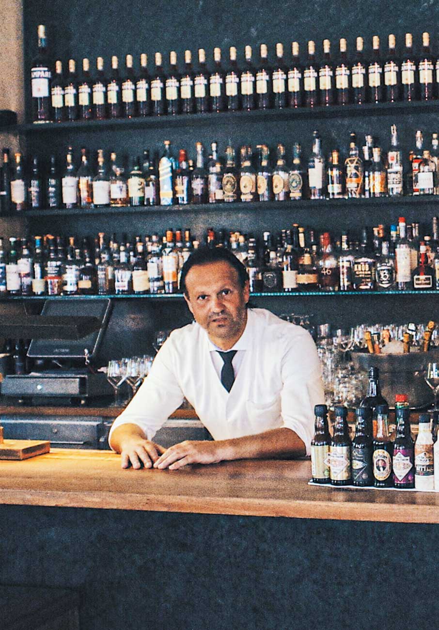 Συζητώντας με τον Τσαρλς Σούμαν-2