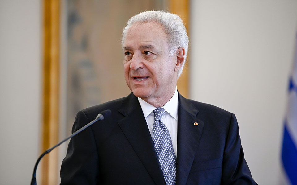 στην-ορκωμοσία-του-ερντογάν-ο-ελληνας-562453789