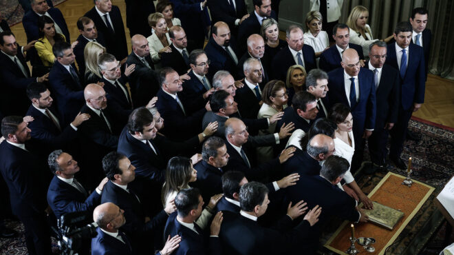 ο-νέος-χάρτης-των-υπουργείων-562494238