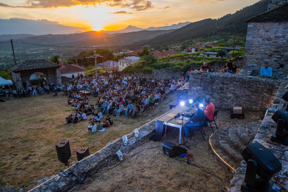 Στην Κόνιτσα, τα βουνά τραγουδούν αδιάκοπα την ιστορία τους-1