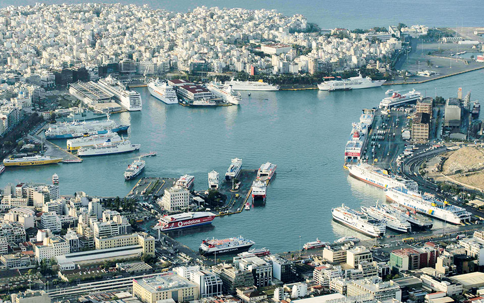 σε-τροχιά-σύγκρουσης-ακτοπλoϊκές-εται-562459498