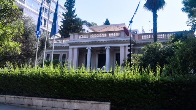 θεωρείο-υπουργοί-στον-πάγκο-562492396