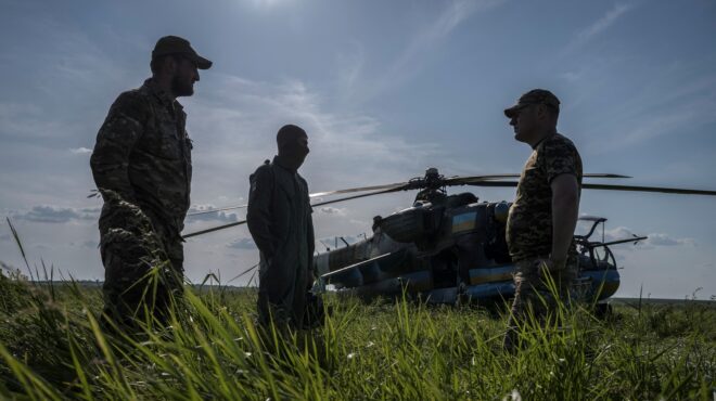 ουκρανία-η-ουγγαρία-παίζει-το-παιχνί-562481551
