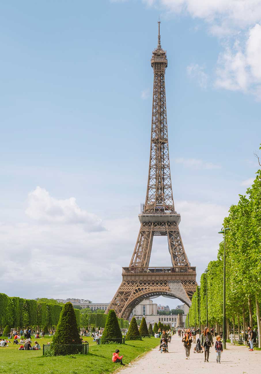 Πάμε μια βόλτα στο Παρίσι των λουλουδιών (και κάποιων λιχουδιών);-1