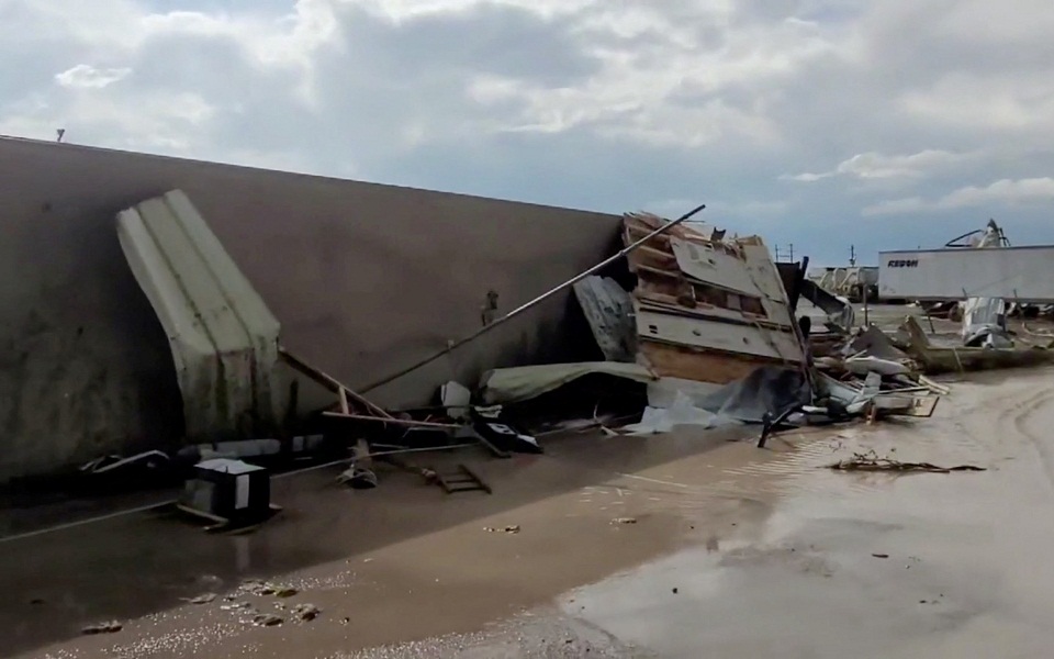 ΗΠΑ: Ανεμοστρόβιλος ισοπέδωσε κωμόπολη στο Τέξας (εικόνες)-1