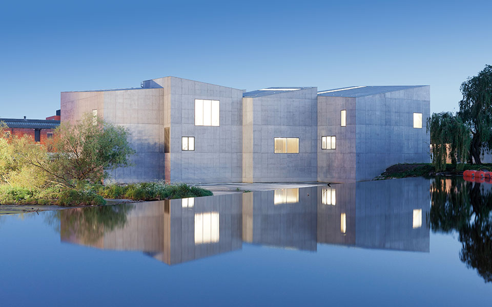 Ντέιβιντ Άλαν Τσίπερφιλντ: «Στην Αθήνα συναντάς ακόμα γειτονιές. Μου αρέσει!»-1