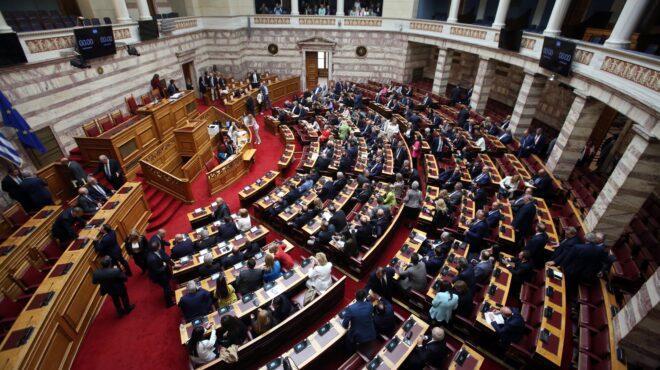για-γέλια-ή-για-κλάματα-εσείς-αποφασίζ-562487725
