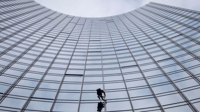 σεούλ-αναρριχητής-συνελήφθη-αφού-έφτ-562466161