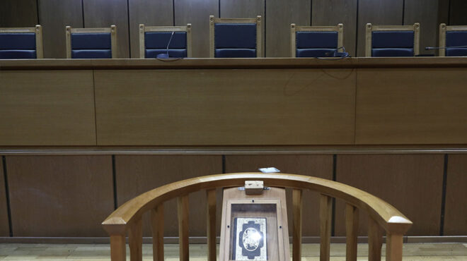 φυλάκιση-6-μηνών-με-αναστολή-σε-γυναίκα-562498885