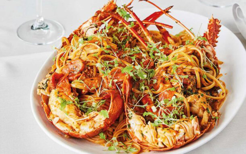 η-αστακομακαρονάδα-του-λαζάρου-562464628