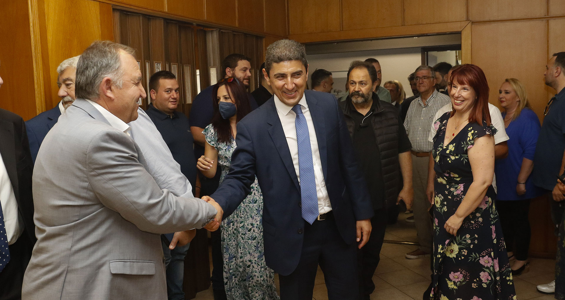 Παράδοση – παραλαβή στα υπουργεία: Ολα όσα συνέβησαν στις επίσημες τελετές-19