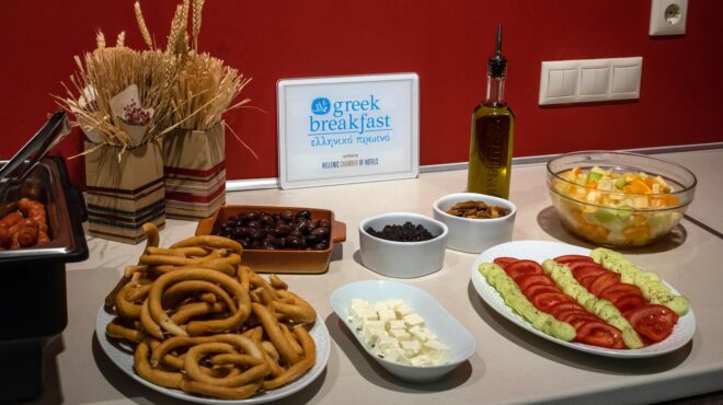 πρωινό-από-το-εξωτερικό-στα-περισσότ-562469539