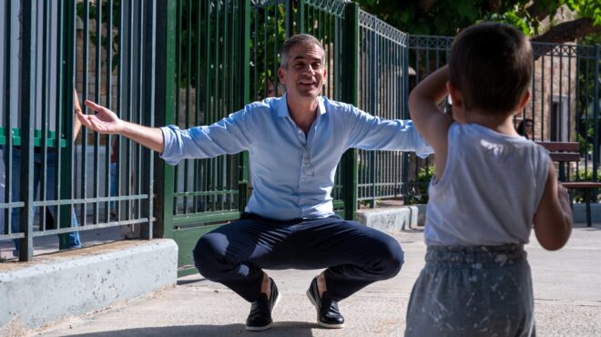 εκλογικά-κρις-σμολς-βαρουφάκης-και-μα-562475239