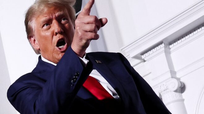 σε-ρόλο-εκδικητή-ο-υπόδικος-τραμπ-562471279