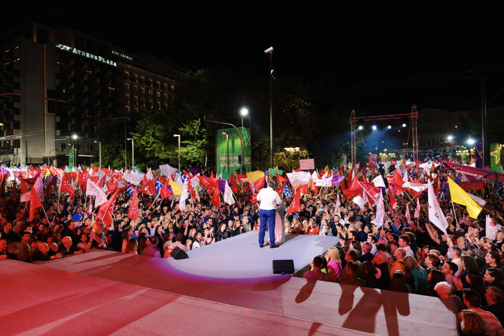 ανατομία-μιας-εκκωφαντικής-συντριβή-562453009