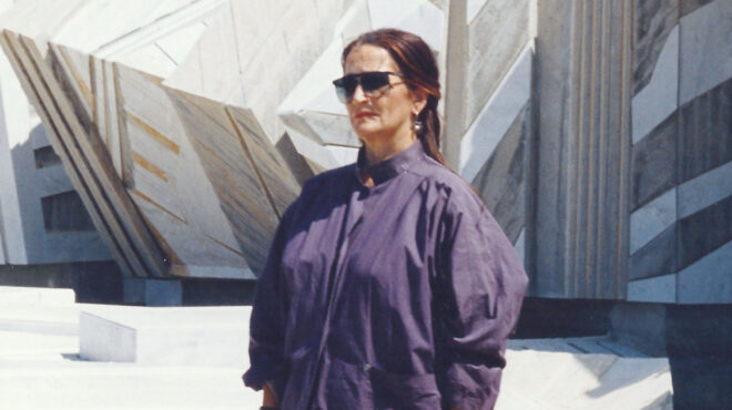 τα-κατοικημένα-δημόσια-γλυπτά-της-ν-562477168