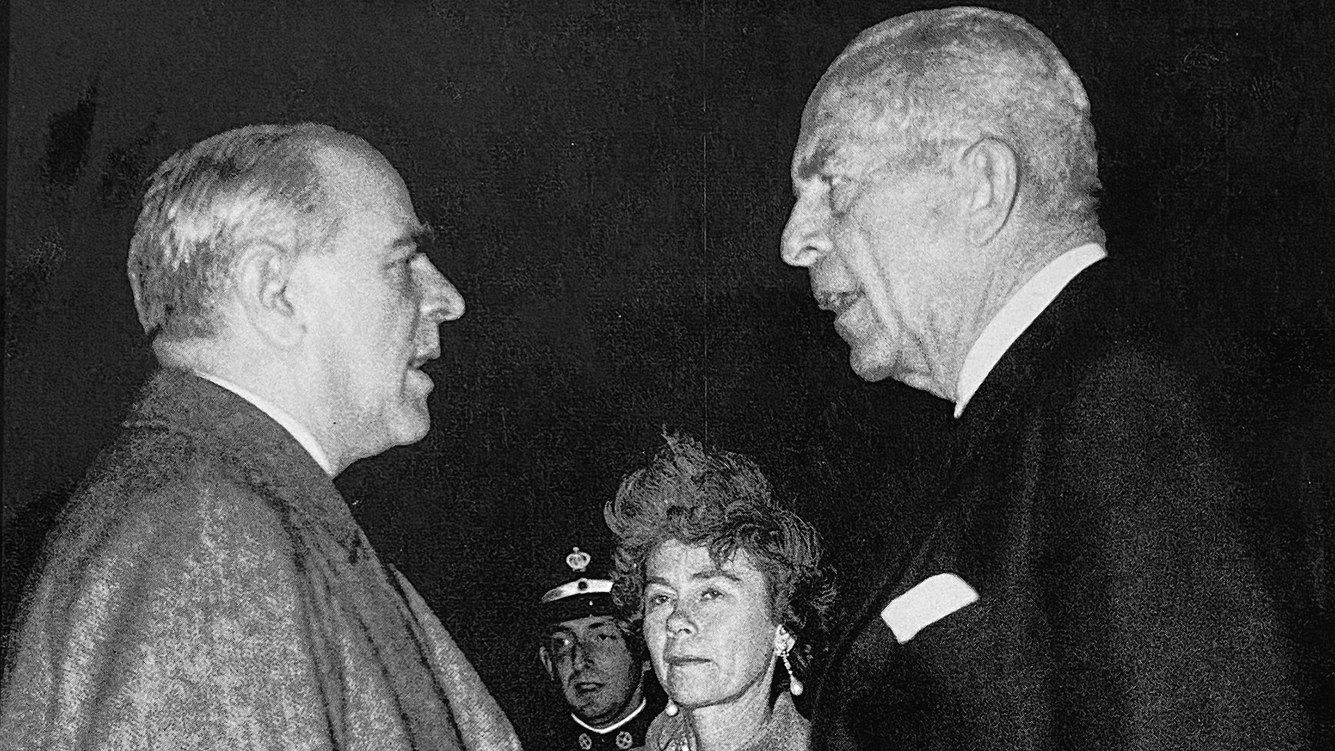 Οι παλαιότεροι θυμούνται, οι νεότεροι μαθαίνουν κι όλοι με χορηγό την Ιστορία (ανα)στοχαζόμαστε-1